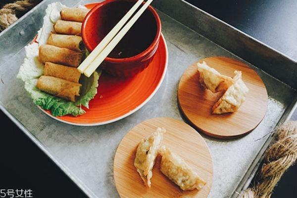 怎样调饺子馅好吃 饺子馅的做法大全