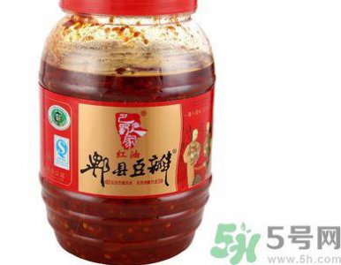 ​宫保鸡丁用豆瓣酱吗?宫保鸡丁用什么豆瓣酱?